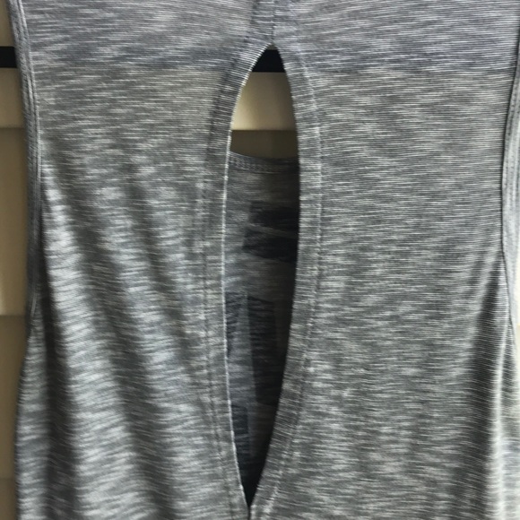 #EVCR NEVER GIVE UP Tank Top.. Size L - Picture 6 of 8